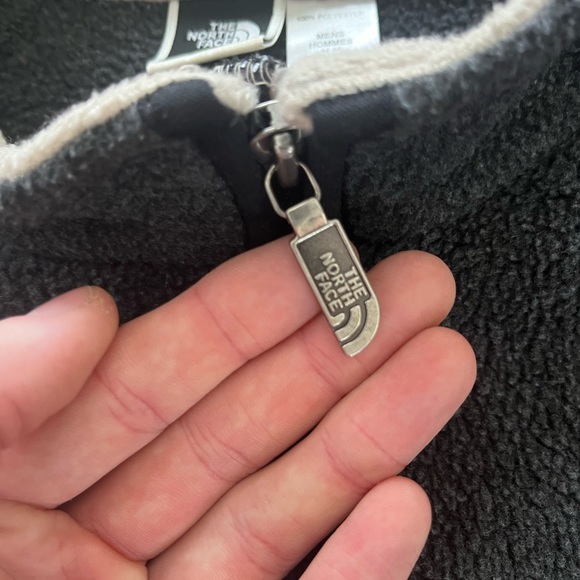 Vintage men’s North face vest - Picture 5 of 9